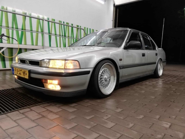 Honda accord - 17 inch HSR deep dish wheels - 8.0J ET25