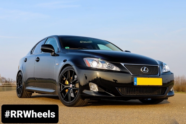 Lexus IS250 - YKW Wheels - 5x114,3 8.5J + 9.5J ET35