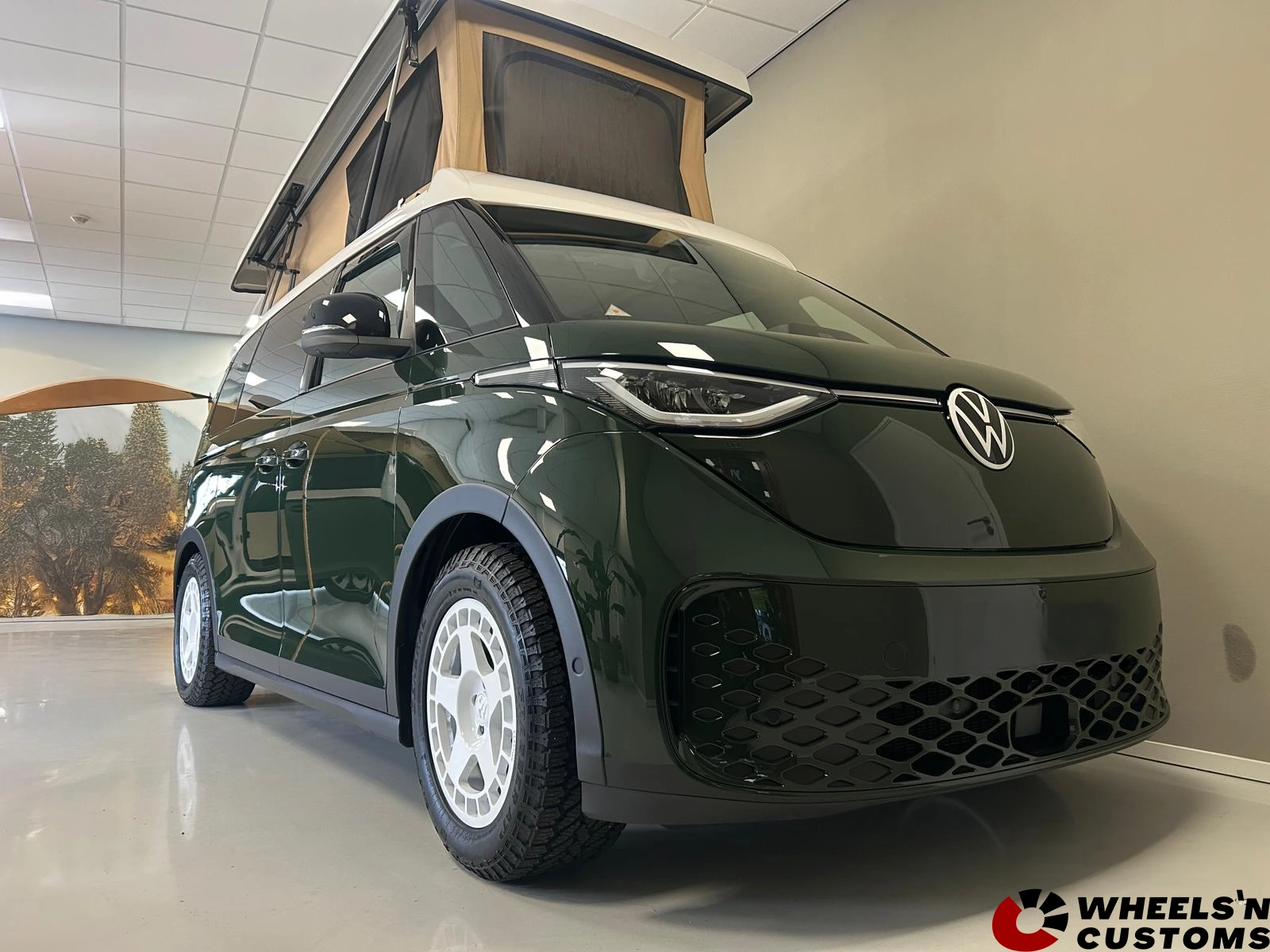 Volkswagen ID Buzz - Fifteen52 Turbo Mac 