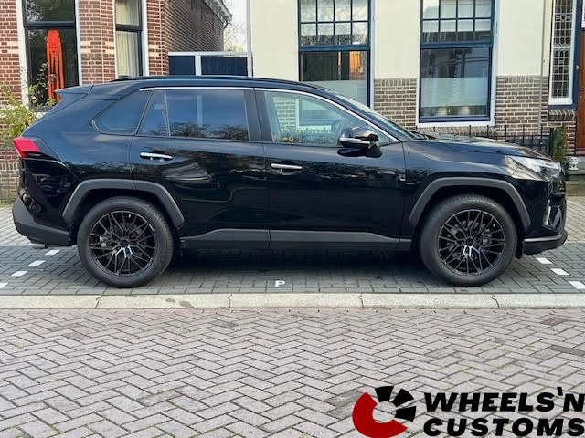 Toyota Rav4 - Japan Racing JR38 Black Machined Tinted Face 