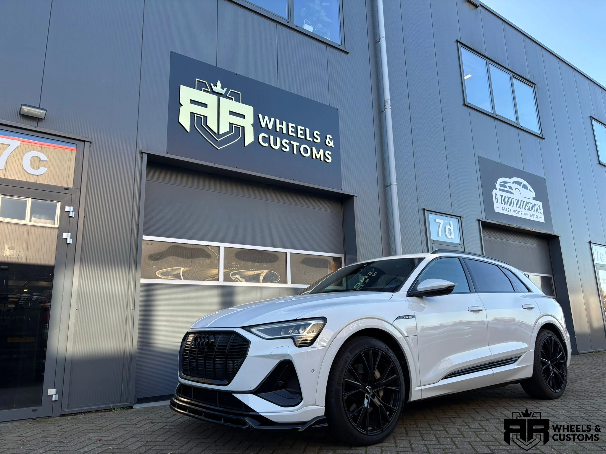 Audi E-Tron - Maxton Design bumperlip