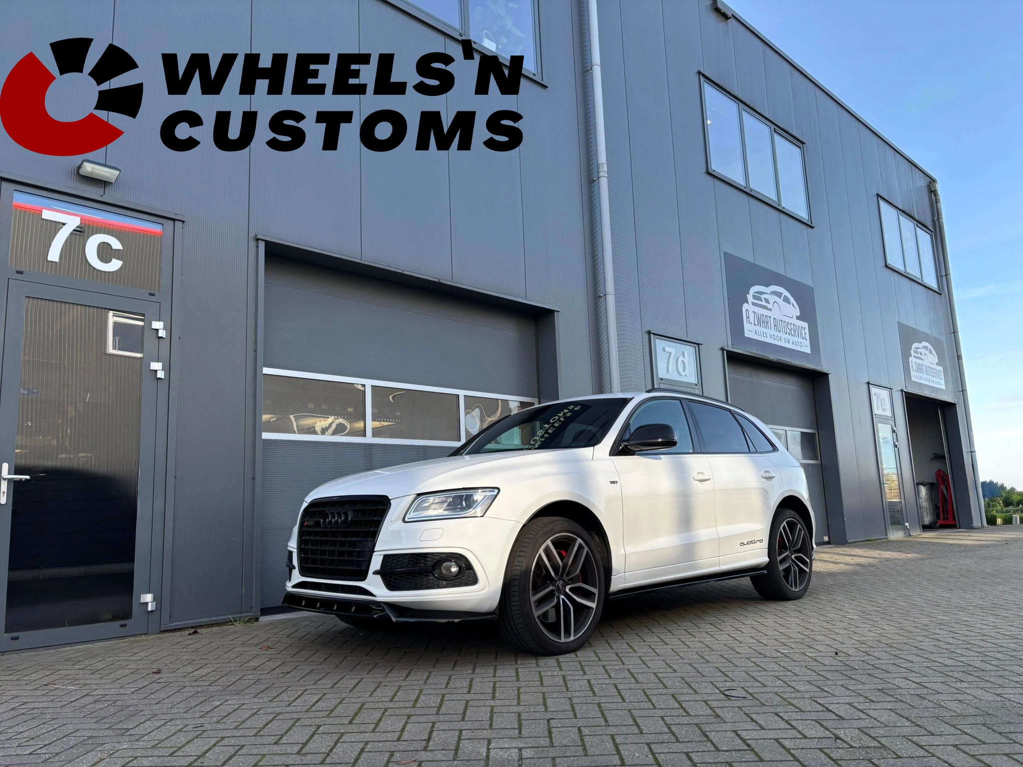 Audi SQ5 - Voorzien van Maxton Design onderdelen