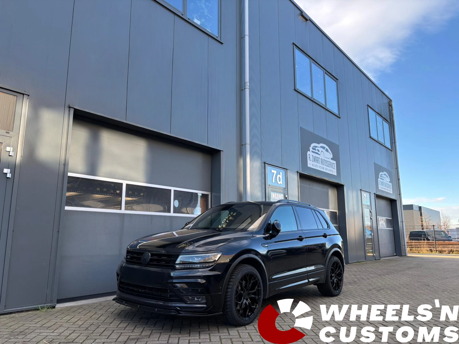 Volkswagen Tiguan - 20 inch RIVIERA RF5 - 5x112 9J ET35