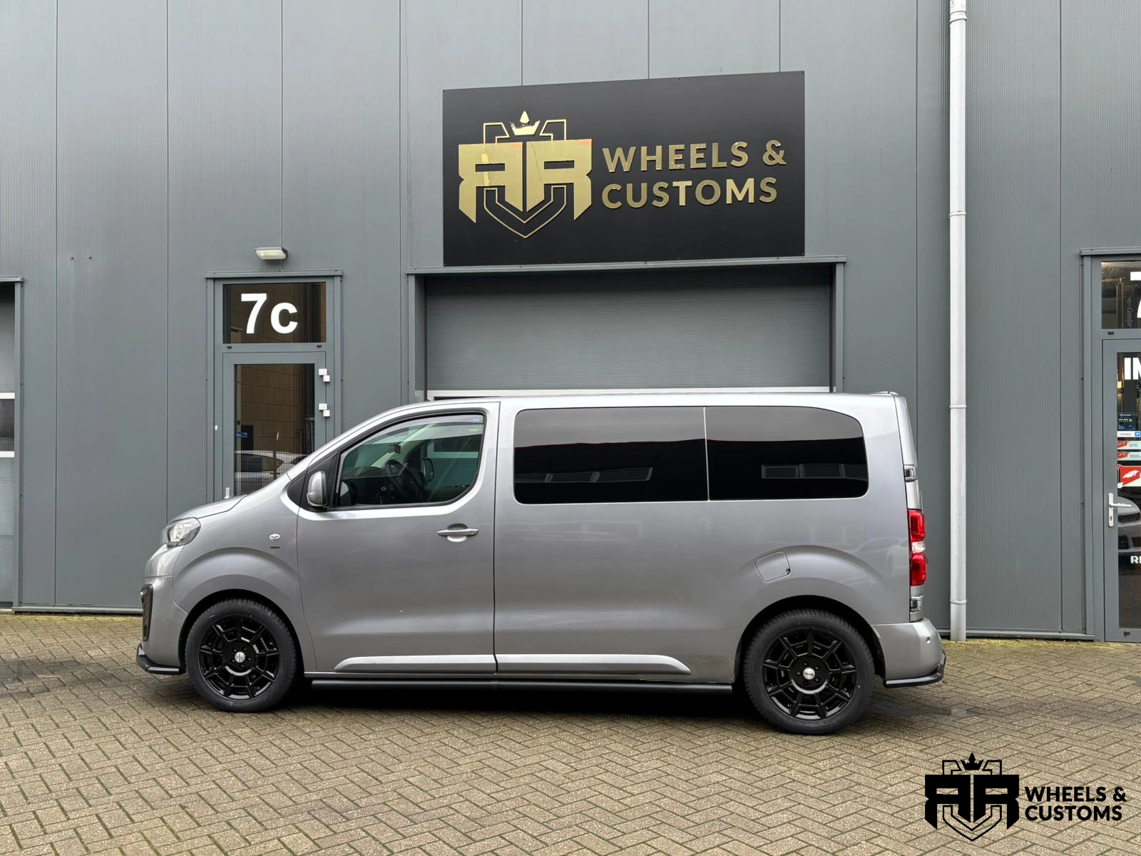 Peugeot Expert - GMP PERVAN Zwart 18inch - 5x108 7,5J ET42