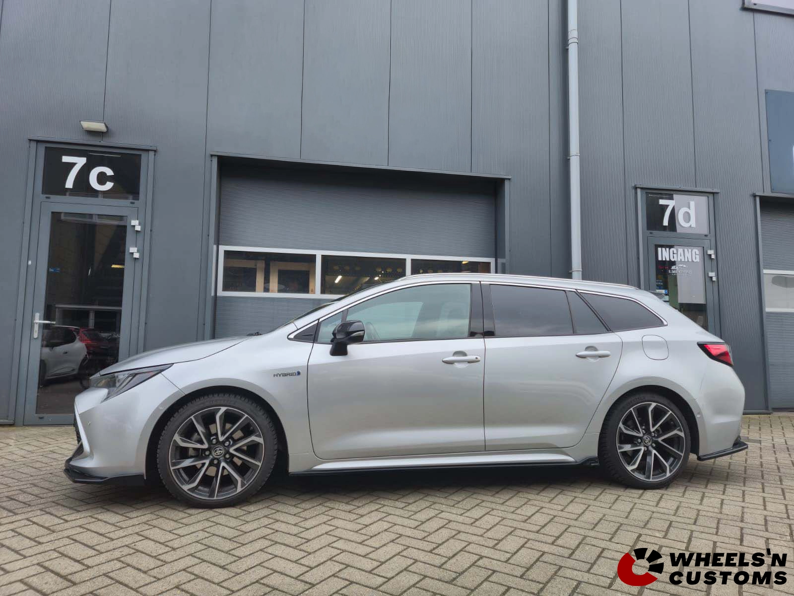Toyota Corolla Mk12 Touring Sports - Voorzien van Maxton Design onderdelen