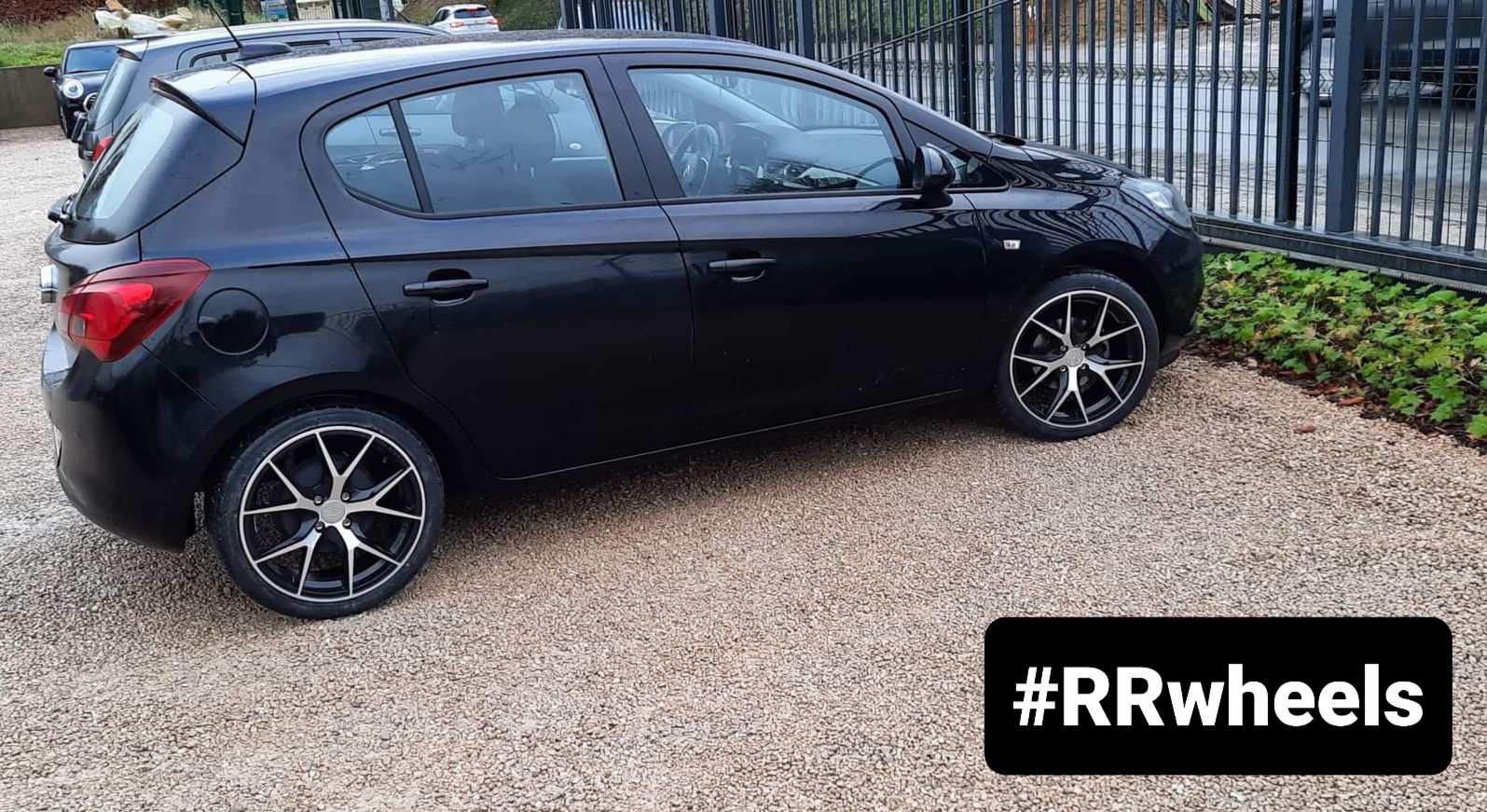 Opel Corsa - 17 inch X2 Black Machined - 4x100 7.5J ET35