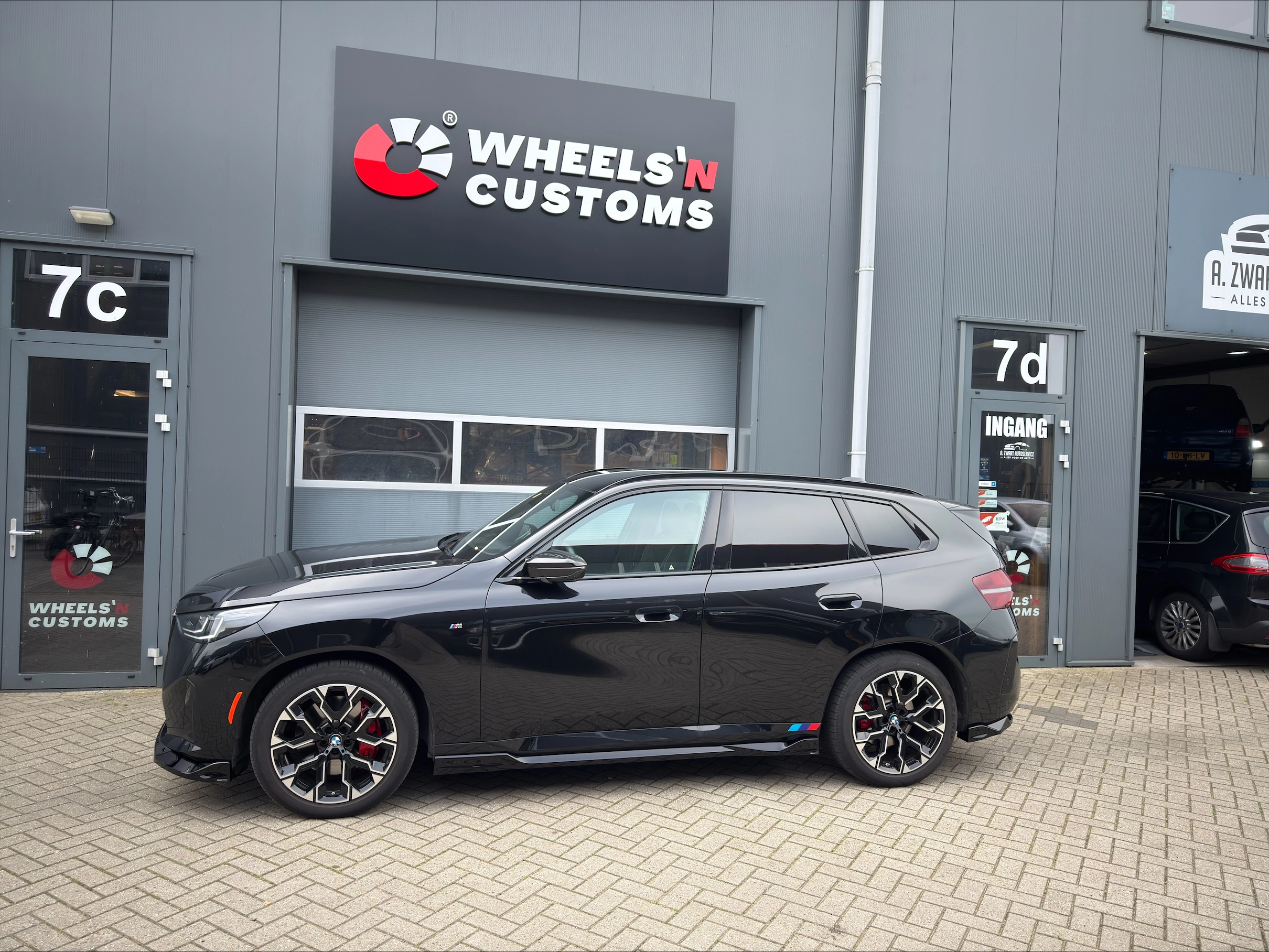 Deze BMW X3 M50 G45 is voorzien van nieuwe Maxton onderdelen 