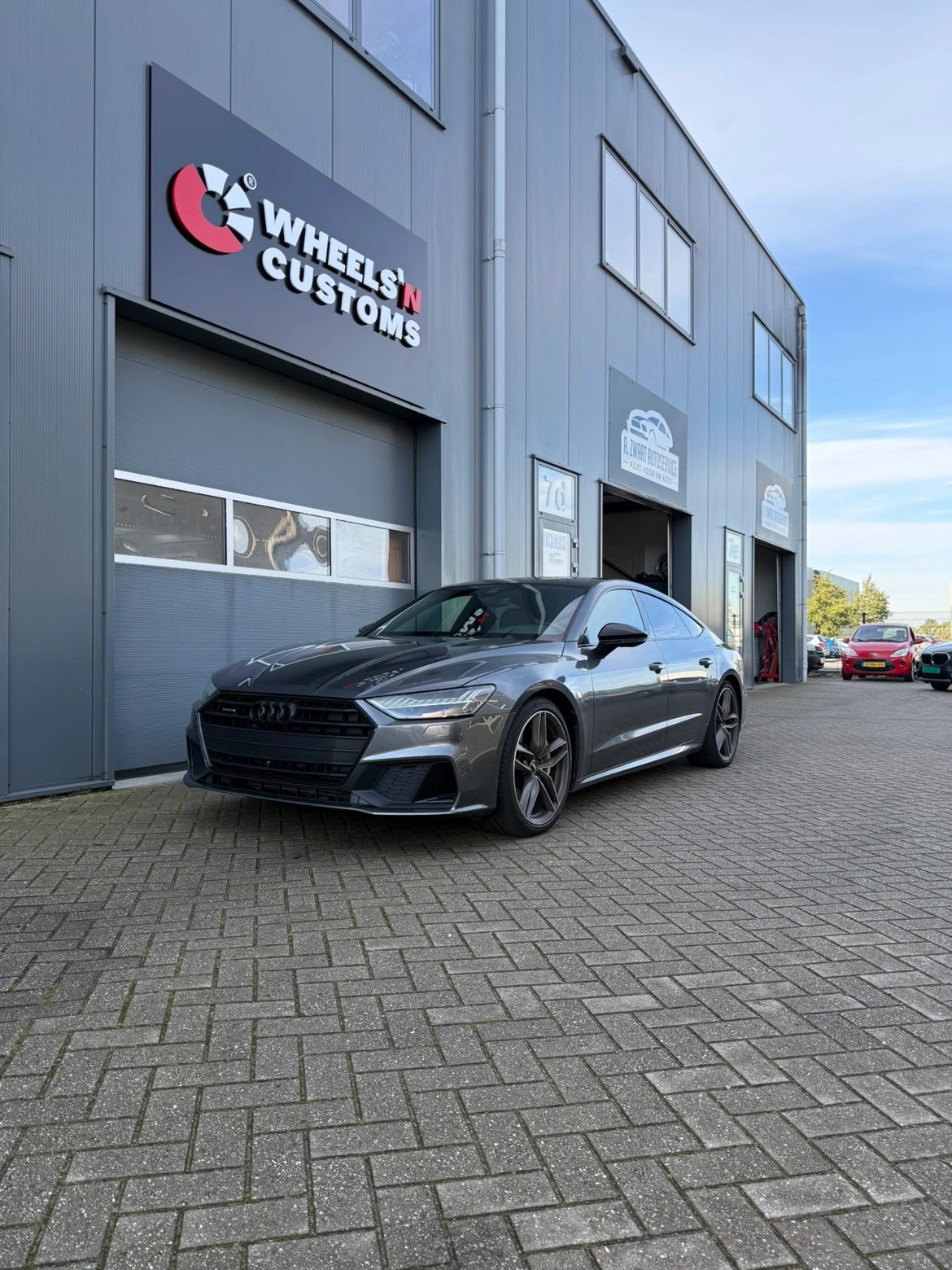Deze Audi A7 4K8 S-Line is voorzien van een nieuwe maxton diffuser
