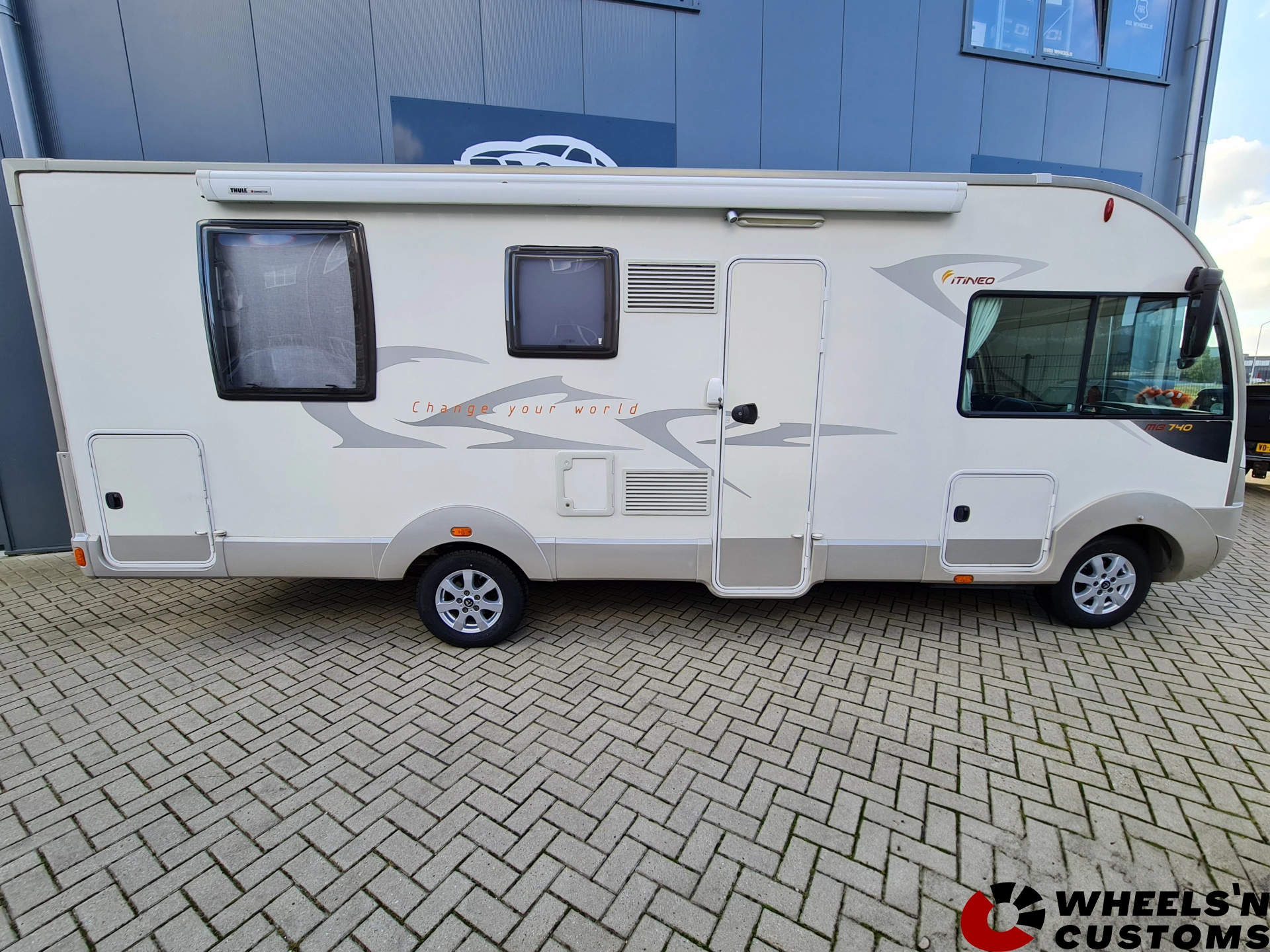 Iteneo Camper - 15 inch Tomason
