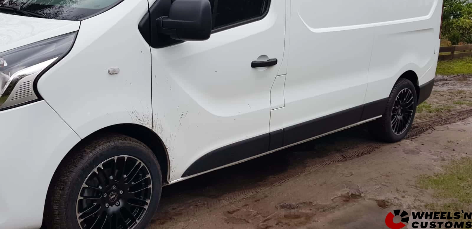 Renault Trafic - 18 inch BN wheels