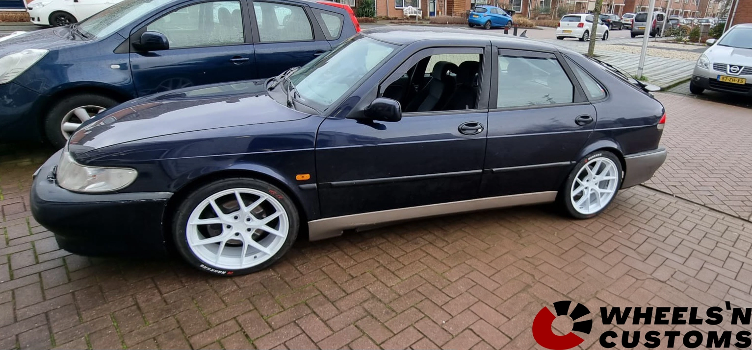 Saab 9-3 type 1 - 18 inch Japan Racing SL01 - 5x110 8J ET35
