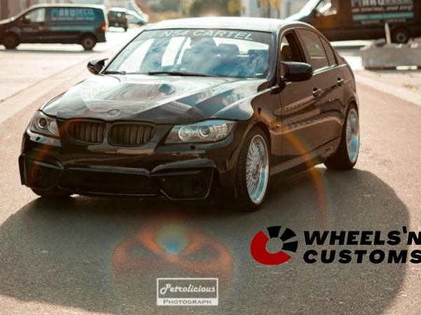 BMW E90 335i - 18 inch AX model Ex10 - 8J ET20 + 9J ET20.