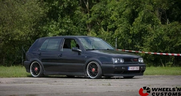 Volkswagen Golf 3 - 17 inch - 5x100 7.5J ET30