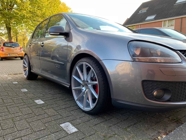 Volkswagen Golf 5 - 19 inch Forzza - 5x112 8.5J 9.5J