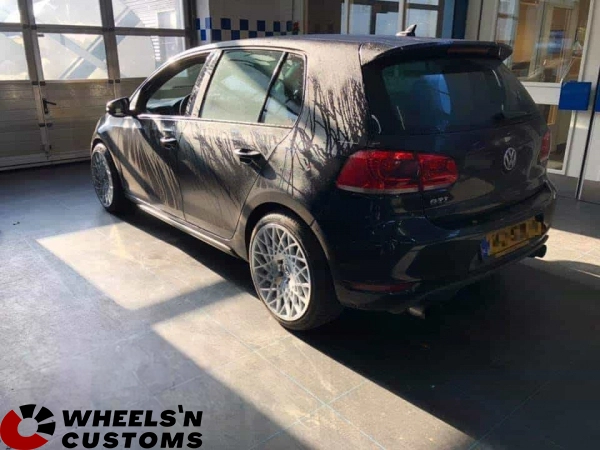 Volkswagen Golf 6 - 18 inch Art in motion - 5x112 8.5J ET35