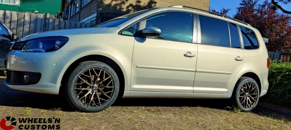 Volkswagen Touran - 17 inch 79Wheels SV-C Gloss Black Gold Face - 7.5J ET40