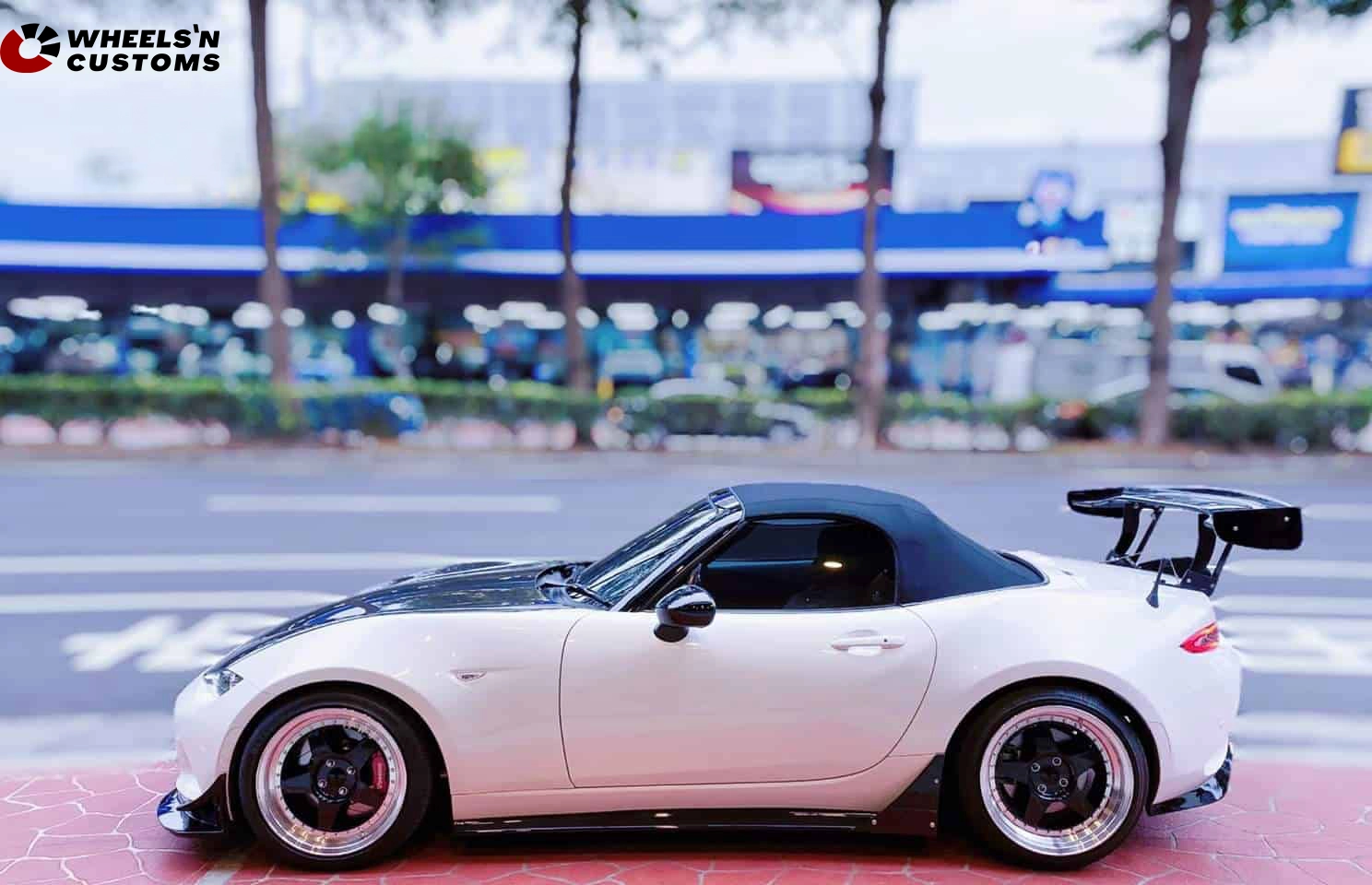 Mazda MX5 - 17 inch JR6 - 4x100 8J + 9J ET35