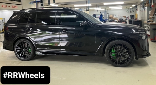 BMW X7 G07 - 23 inch Concaver CVR1 - 5x112 10J + 11J